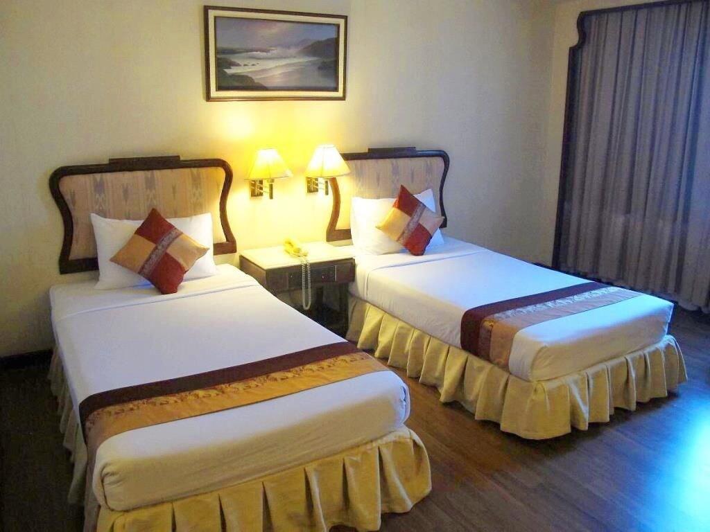Lee Gardens Hotel Хат Яй Екстериор снимка